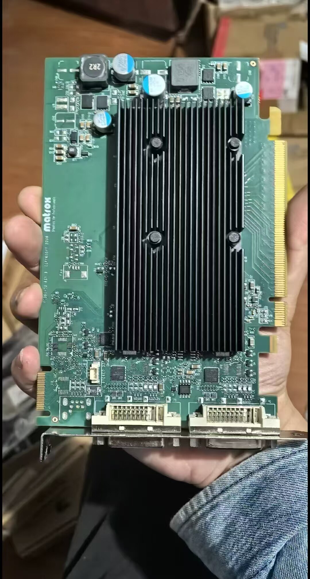 询价显卡Matrox M9120 PCI-E x16