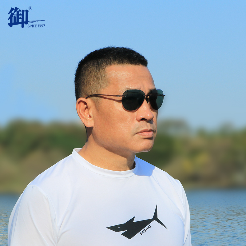 御牌速控M2301钓鱼眼镜青铜偏光镜增晰OAR专业看漂超清抗冲击逆光