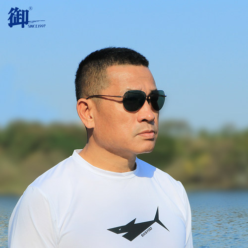 御牌速控M2301钓鱼眼镜青铜偏光镜增晰OAR专业看漂超清抗冲击逆光