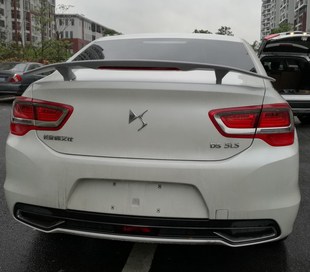 适用长安DS 5LS汽车改装件尾翼打孔/免打孔带灯运动款专用定风翼