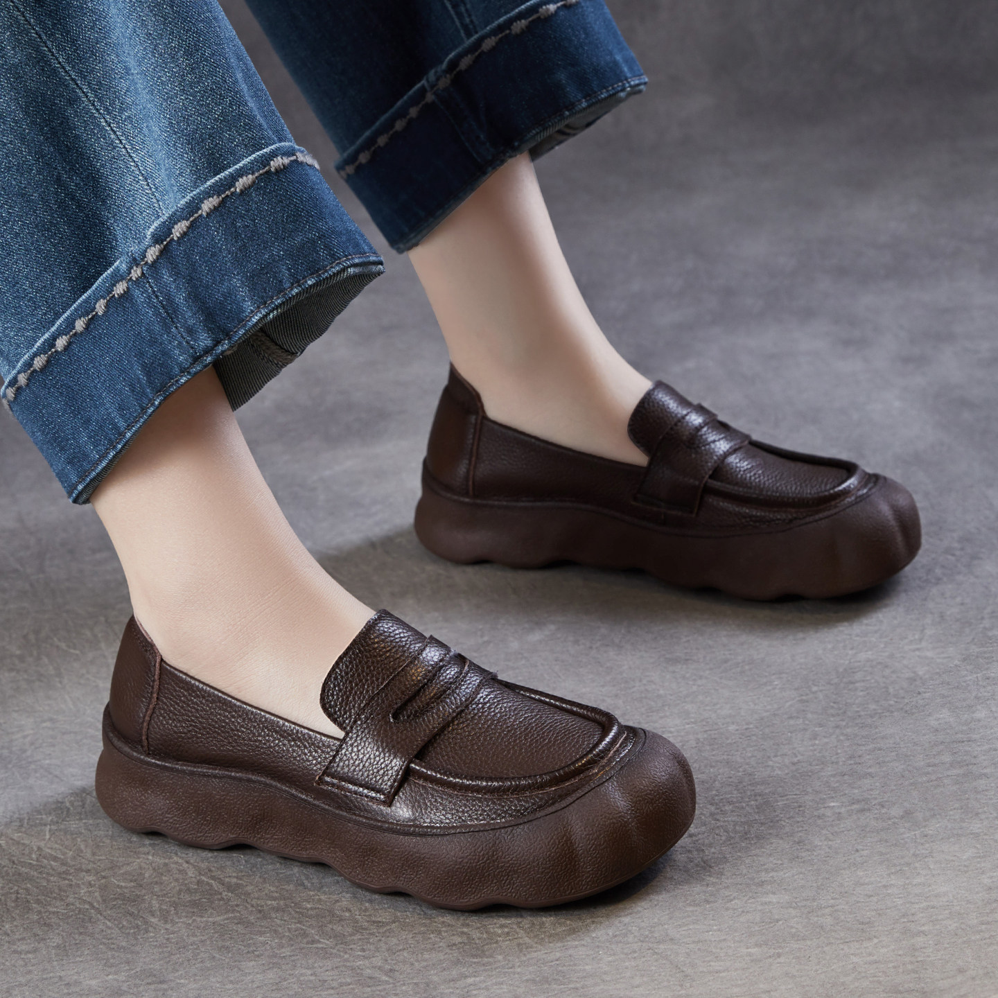 牛皮复古新款平底丑萌乐福鞋女款一脚蹬2026春夏女士休闲单鞋软底