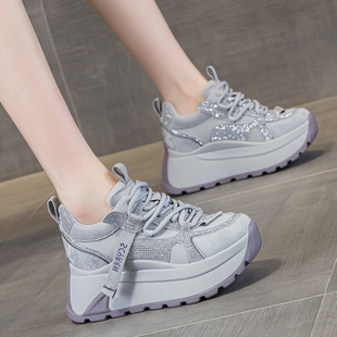 新款 内增高2025冬女士休闲鞋 超火爆款 女款 加绒 厚底灰色老爹鞋 时尚