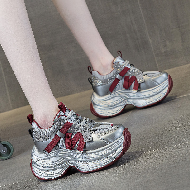 香港红色厚底增高老爹鞋女款2026春秋真皮女士带钻运动休闲鞋软底