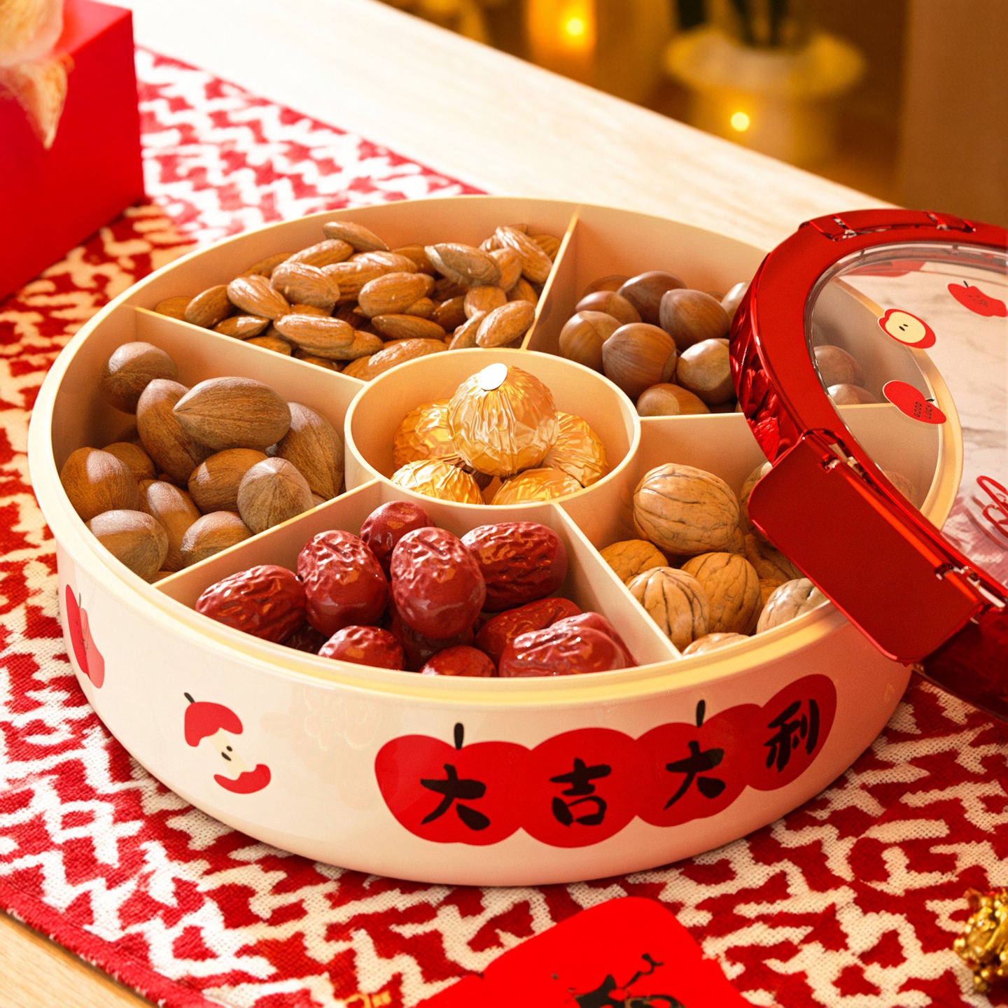 新年果盘轻奢高级感分格旋转客厅