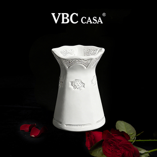 意大利VBC casa复古黑陶勋章花瓶客厅花器小众浮雕装饰摆件