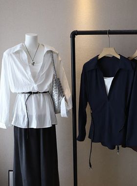 2025秋季新款韩版气质两件套吊带背心收腰中长款衬衫4671强明女装