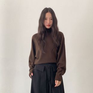 美拉德咖色半高领背心+一字领插肩袖套头毛衣两件套11050强明女装