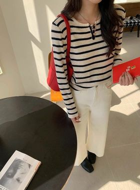 早春新款 法式气质撞色条纹半开领针织衫ZY2709 强明女装