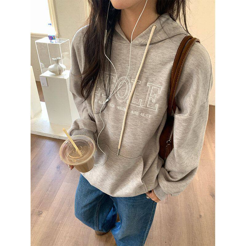 新款复古字母刺绣灰色宽松外套秋冬套头连帽卫衣女530878强明女装