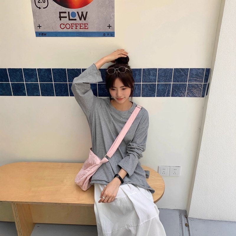 黄峥韩系圆领长袖T恤女宽松休闲