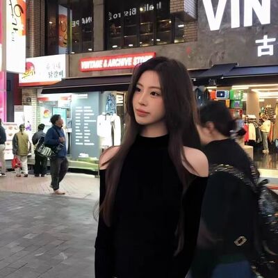 黑色舒适小众简约镂空露肩长袖女