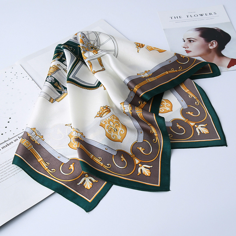 气质小方巾女欧美桑蚕丝春秋搭配衣服衬衫真丝百搭绿色时尚丝巾夏