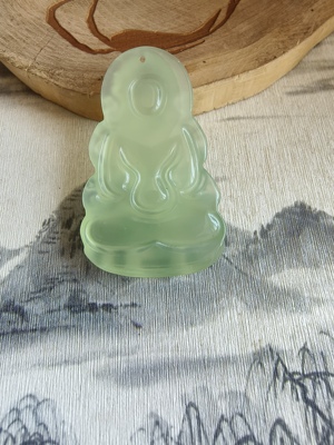 天然岫玉冰透观音吊坠挂件Xiuyan serpentine  ‌jade pendant