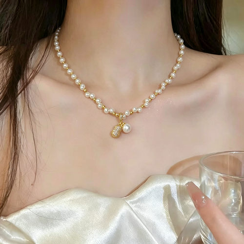 法式轻奢小众珍珠金色花生项链女