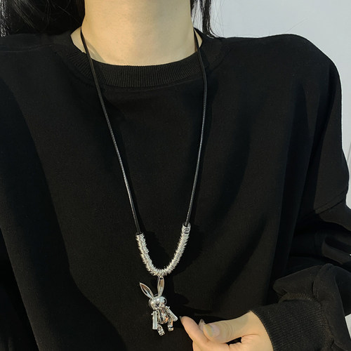 金属皮质长款女大兔子项链