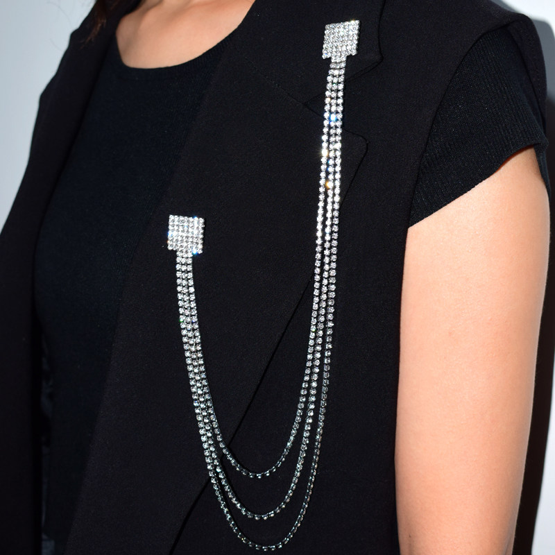 网红秋冬奢华个性闪钻流苏胸针女气质链条胸花排钻别针西服配饰,饰品/流行首饰/时尚饰品新,胸针,淘宝优惠券,粉丝福利购,淘宝优惠卷