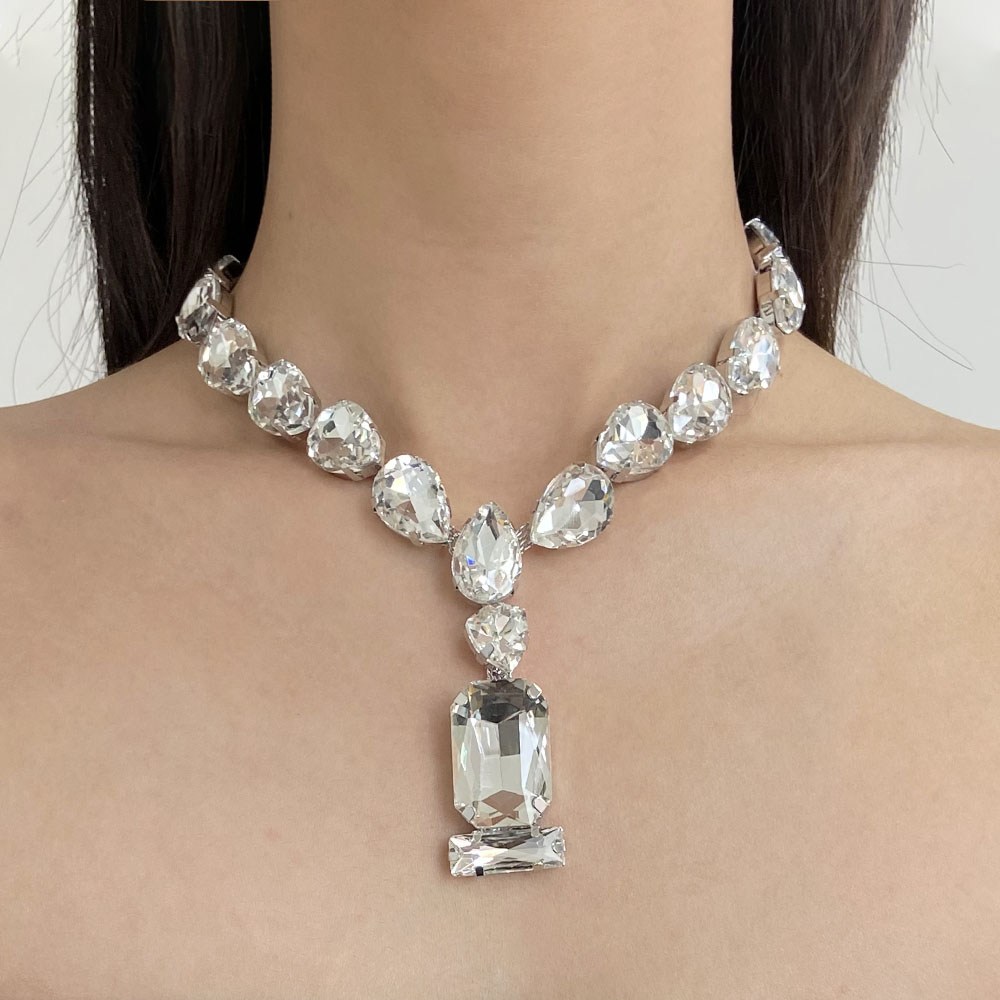 几何大方钻石水晶项链女晚礼服