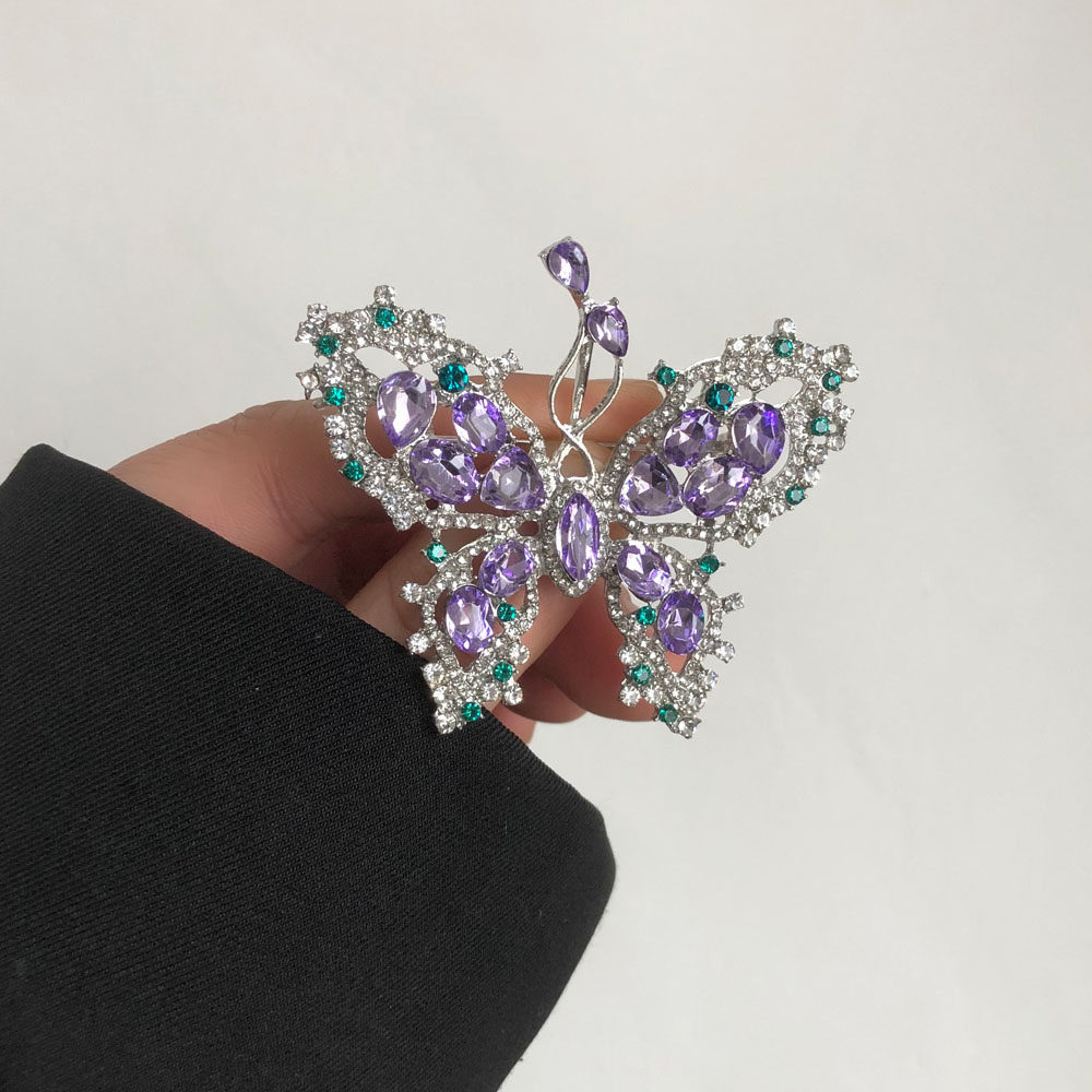 紫色闪钻蝴蝶胸针胸花配西装大衣配饰高级感气质时髦精致领口别针,饰品/流行首饰/时尚饰品新,胸针,淘宝优惠券,粉丝福利购,淘宝优惠卷