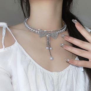 超闪镶钻蝴蝶珍珠项链女高级感轻奢小众气质优雅晚宴礼服锁骨颈链