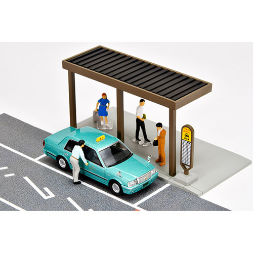 TLV车模04c 1:64 丰田皇冠 场景套装 合金车模仿真车模型收藏摆件