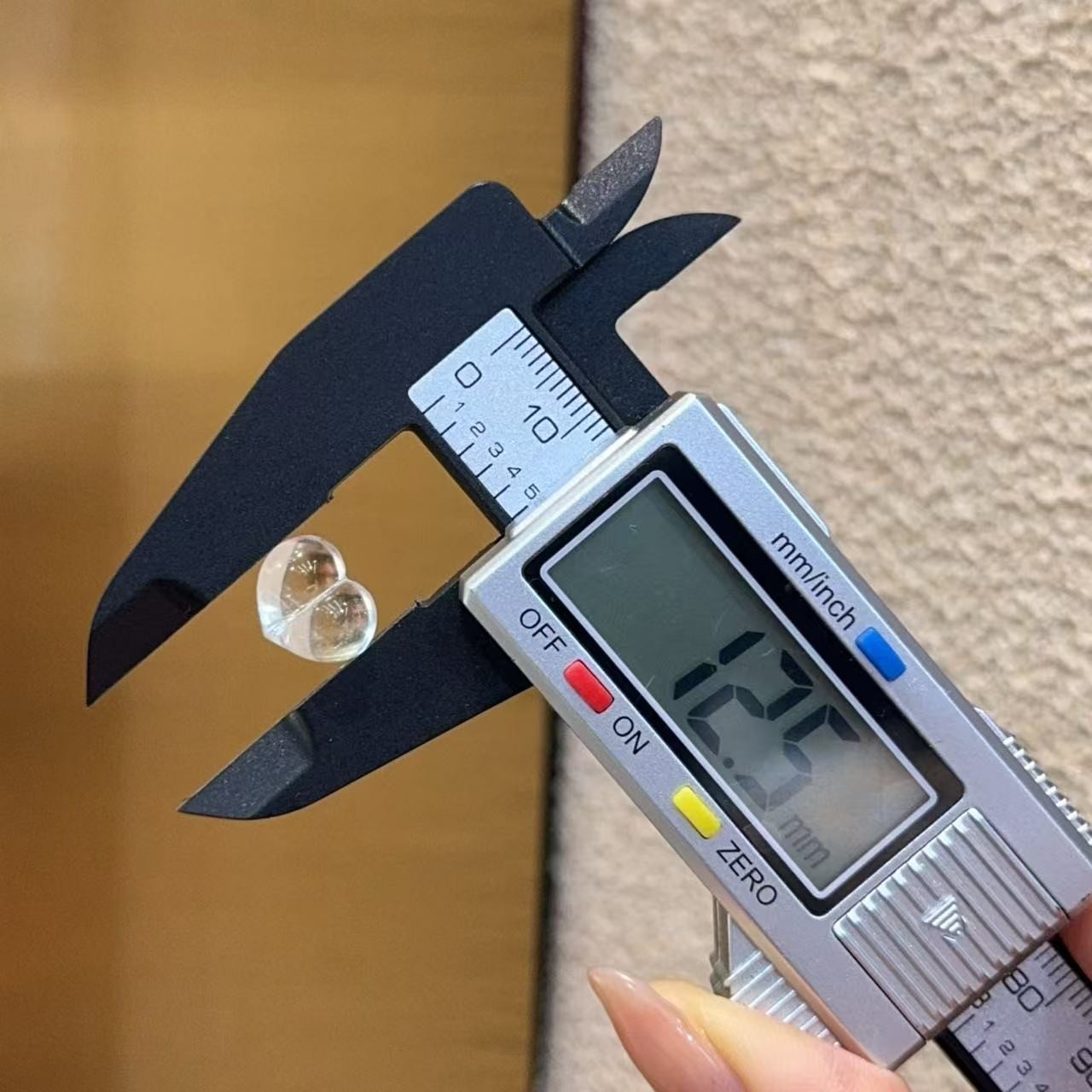 2025天然白水晶屁桃通孔配件 diy配饰手工编织手绳项链手串 DM733