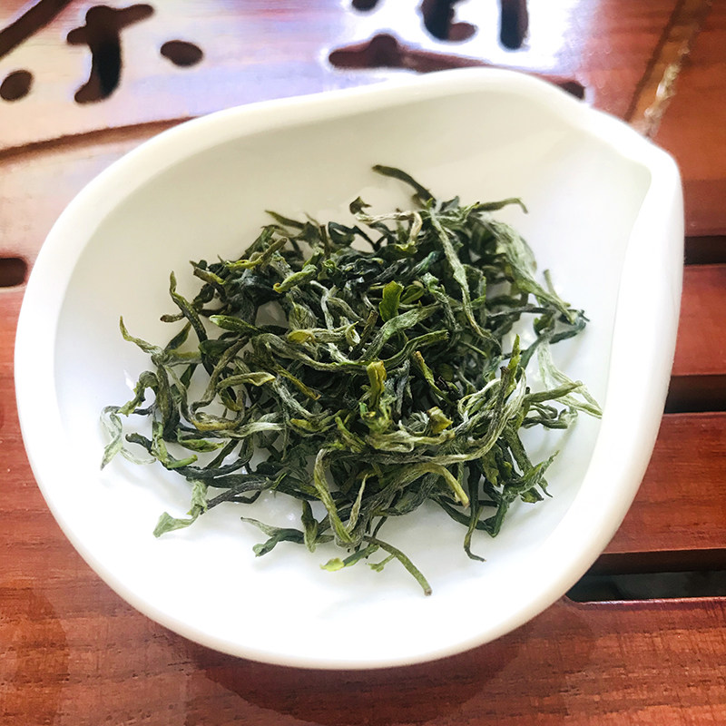 26年溪口山里茶新茶上市高山雨前云雾绿茶茶叶绿茶散装50g包邮
