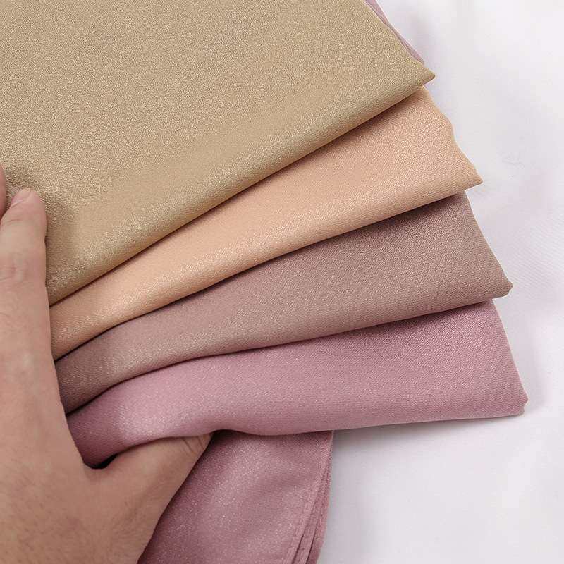 秋冬新款纯色雪纺烫钻保暖围巾女热销时尚单色披肩长巾现货