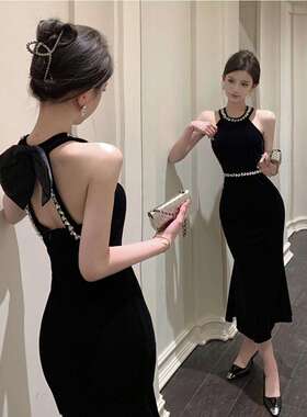 法式黑色生日party晚礼服挂脖连衣裙女秋冬性感露背鱼尾长裙