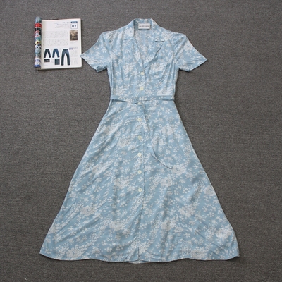 乐福佬仁女装 花卉印花V领短袖连衣裙we shi today