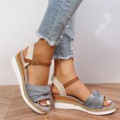 松糕厚底坡跟鱼嘴搭扣凉鞋 跨境大码 新款 大码 女士凉鞋 欧美2020夏季