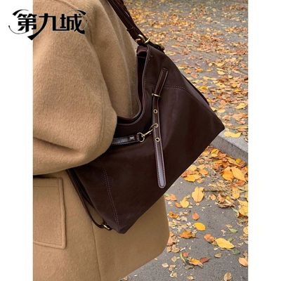 第九城复古大容量双肩包包女新款麂皮绒托特包一包多背通勤单肩包