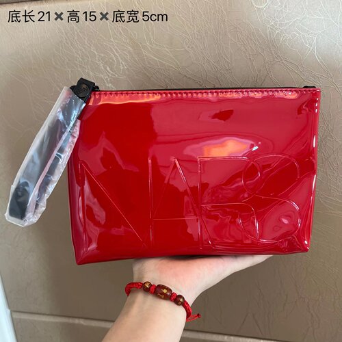 新款 NARS纳斯红色漆皮亮面大容量手提包化妆包收纳包拉链女士