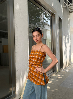 女士露肩修身格纹吊带背心Off shoulder slim fit plaid tank top