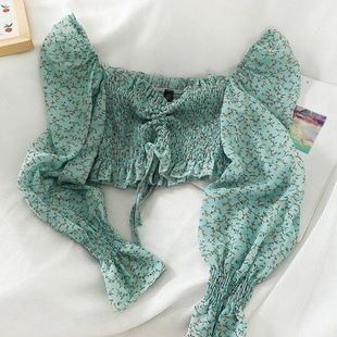 Mushroom edge long sleeved floral shirt 木耳边长袖碎花上衣女