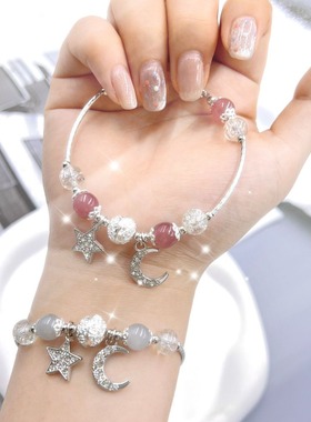Handmade bracelet with moon pendant jewelry少女休闲手链饰品
