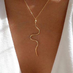 gold rose snake shaped necklace跨境女士项链 Women pendant