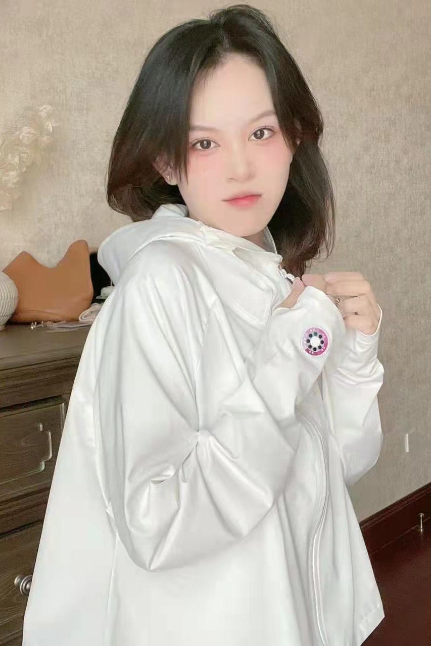 冰丝防晒衣女款2025新款夏季薄款防晒服开衫防紫外线短款连帽外套