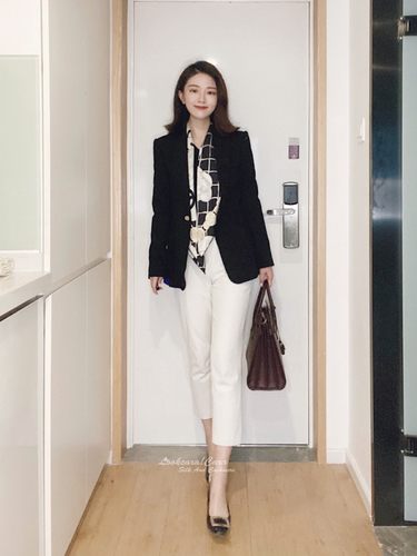 完全丝巾16姆米斜纹手工卷边丝巾