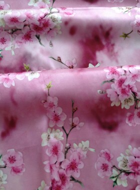 真丝弹力缎面料精美粉色桃花数码印花布料19姆细腻柔软silk satin