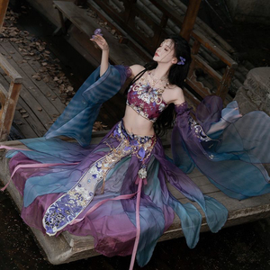 仙楚姬原创汉服女【征集中】异域风渐变刺绣抹胸汉元素套装春夏款