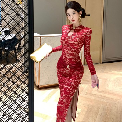 优雅宴会年轻款镂空开叉旗袍显白