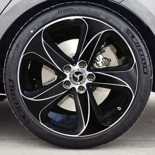 适用于奔驰GLC260/glc300轮毂贴纸黑化改装配件改装件装饰黑武士