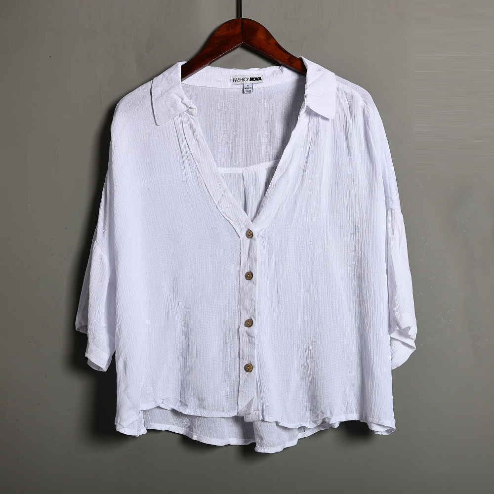 夏季新品女装韩版时尚V领单排扣翻领宽松薄款透气休闲短袖衬衫潮