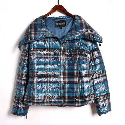 2025年秋冬季女士时尚大翻领夹棉加厚保暖休闲长袖棉服常规款外套