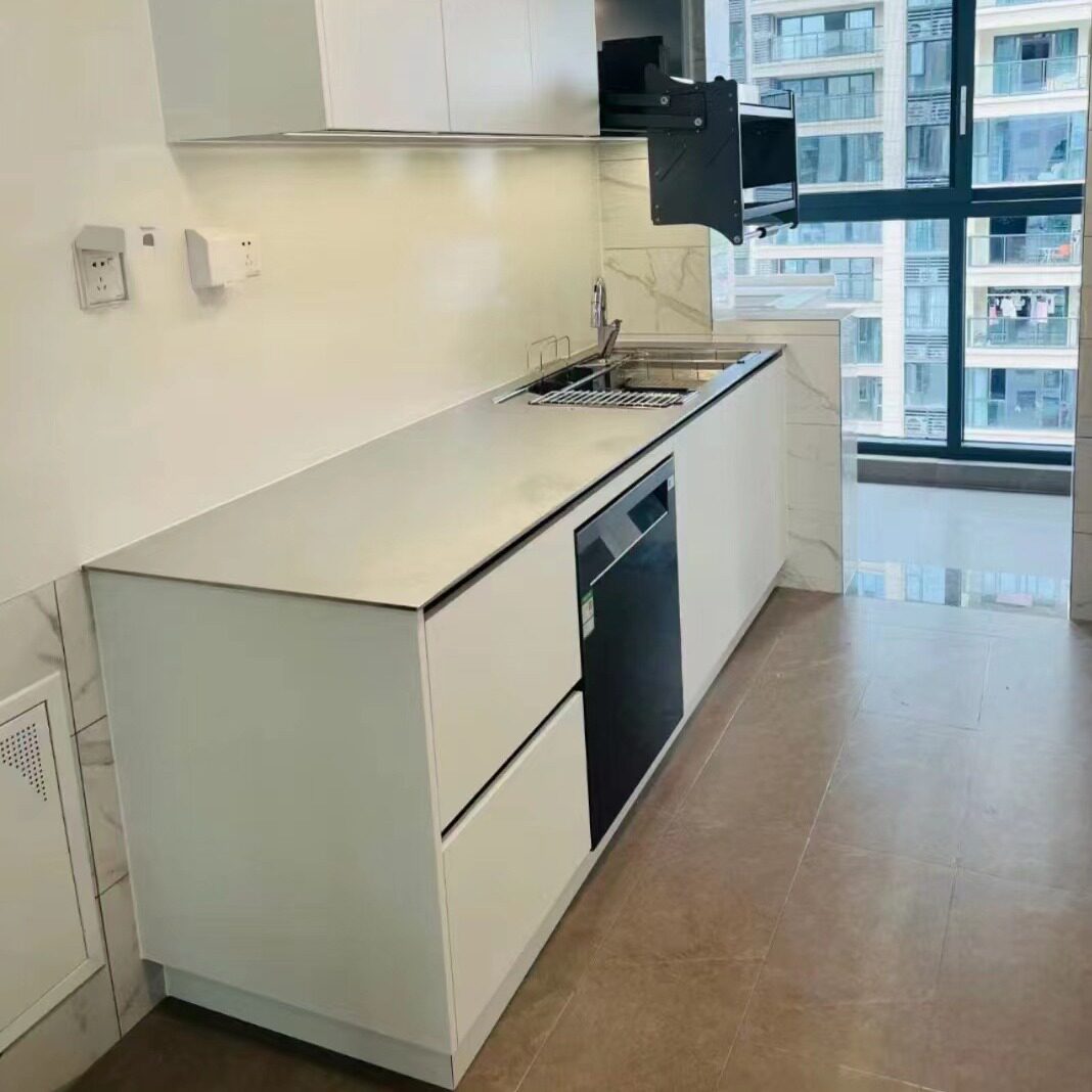 家用卧室落地收纳衣柜全铝蜂窝整板衣柜全屋定制工厂现货