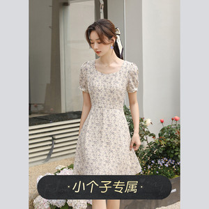 奈格薇儿小个子方领碎花连衣裙女夏2026年新款温柔风短款雪纺裙子