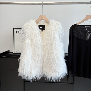 走西班牙秋冬新款毛毛马甲韩版草草背心女宽松百搭年轻款