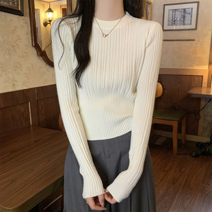 打底毛衣女款2024新款春秋冬季高级感坑条圆领短款内搭针织衫上衣