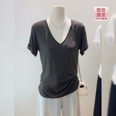 韩系慵懒深灰色莫代尔v领正肩短袖T恤女夏季垂感miu系纸片人上衣