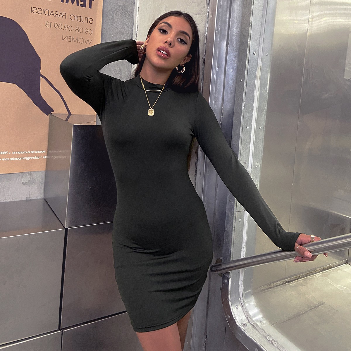 欧洲站跨境亚马逊女装连衣裙 性感圆领褶皱长袖包臀秋冬连衣裙女